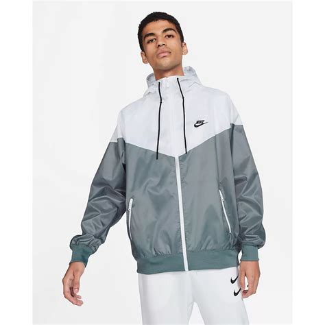 Windbreakers Nike Jackets & Vests 